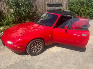 Mazda mx 5 1990