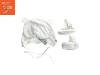 Hvid babyhue og vanter fra H&M (str. 56)