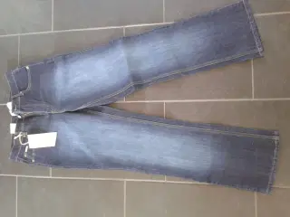 DNY jeans