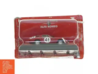 Alfa Romeo Giulia TZ modelbil fra Alfa Romero (str. 16x10 cm)