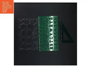 stencil sæt med geometriske former og bogstaver (str. 14-22 cm)