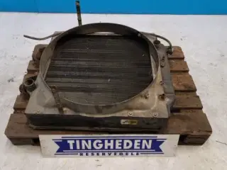 New Holland 8670 Køler 86013264