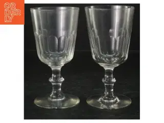 2 antikke vinglas (str. 15,5x8 cm)