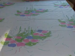 Dug      150 x 300 cm