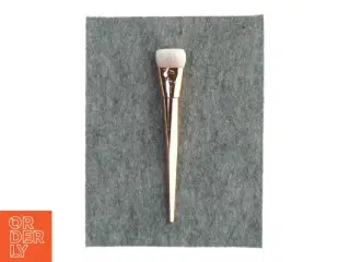 Real Techniques Bold Metals børste (str. 19cm)