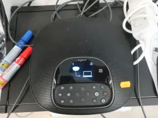 Konference telefon LOGITECH med kamera og fjernbetjening