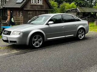 Klassisk  Audi A6 4,2 V8 Quattro Fuldblod tysker 