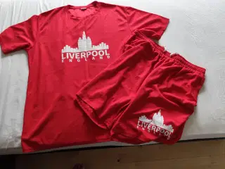 4 stk. Liverpool T-shirt + shorts