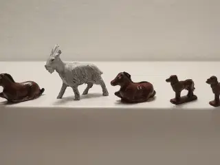 22 stk gamle bondegårdsdyr i metal. L 2,5-8,5cm
