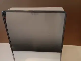 Retro medicinskab fra 70'erne