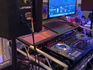 Komplet DJ (udlejes)