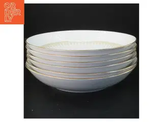 Sæt af 6 porcelænstallerkener fra Arzberg (str. Hvis i mangler paller, så er vi sat dem over under den nye reol derovre)