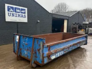 5m container