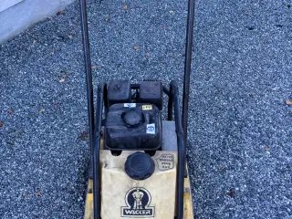 Pladevibrator 