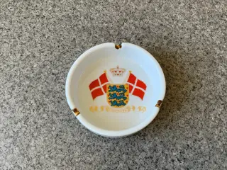 Askebæger Danmark, Porcelæn