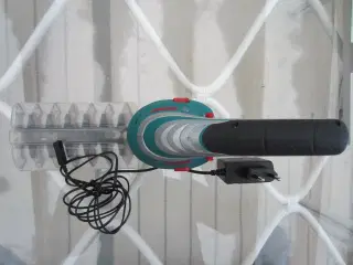 BOSCH Isio batteridrevet busksaks.