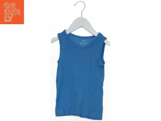 Blå tanktop fra H&M (str. 98)