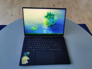Asus Gamer/Creator laptop - 240hz 16"