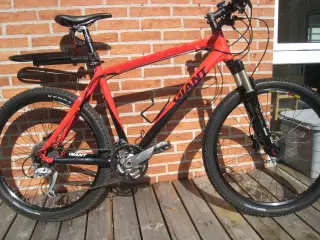 Velholdt Giant mountainbike - Large