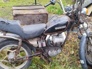 80ccm suzuki 