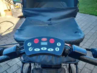 Motoriseret tvilling barnevogn 