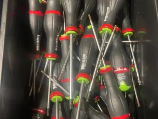 Nye Facom skutrækker 