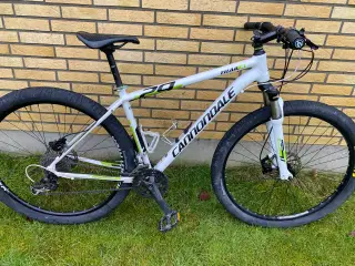 Cannondale Trail 4 str large 29” hjul