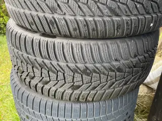 4 vinterdæk på fælge Medcedes E 200