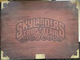 Skylanders Trap Team Trap kasse inkl 44 traps