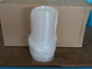 4 kasser (400 pr. stk.) Låg til  madbakker    DUNI  550 CC PP KAPAK