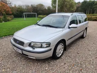 Volvo V70 D5 163hk årg 2002