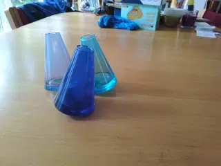 Små tumlingsglasvaser