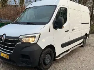Renault Master 2.3 dCi 135