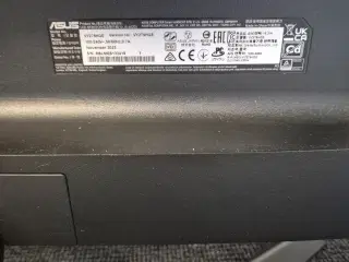 Gaming skærm