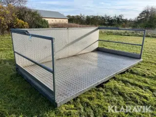 Materialekurv specialfremstillet