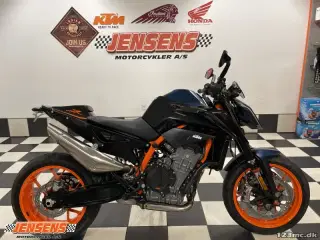 KTM 890 Duke R