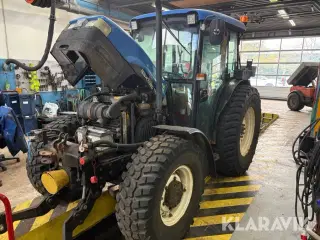 Traktor New Holland TN75D