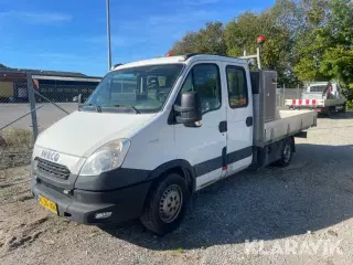 Varebil Iveco Daily 35S med kran