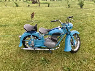Adler M200