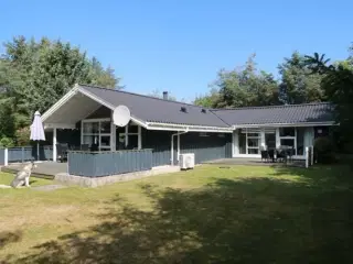 Stort sommerhus ved Grønhøj Strand mellem Løkken og Blokhus udlejes