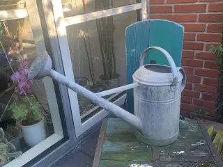 Gammel vandkande 