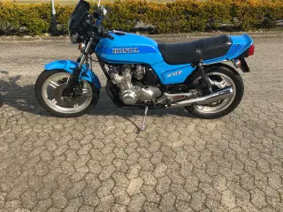 Honda cb750