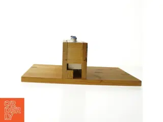 Hylde med keramiske skuffer (str. 39 x 30 cm)