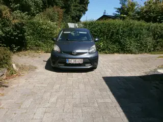 Toyota Aygo 1,0 VVT-i Årg 2013