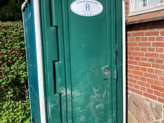 Festival toilet 