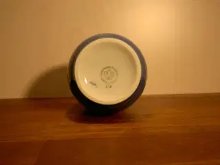 B & G. Vase   julerose  no 678