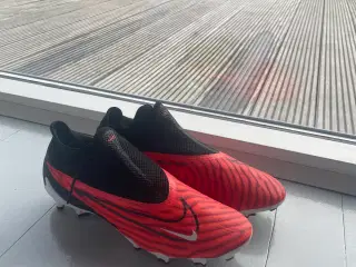 Nye fodboldstøvler 