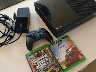 Xbox One inkl. Spil og controller 