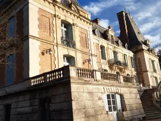 Aktielejlighed på Slot i Sydfrankrig