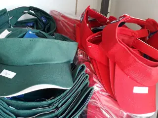 Golf kaps og alm kaps. 100+80 stk.